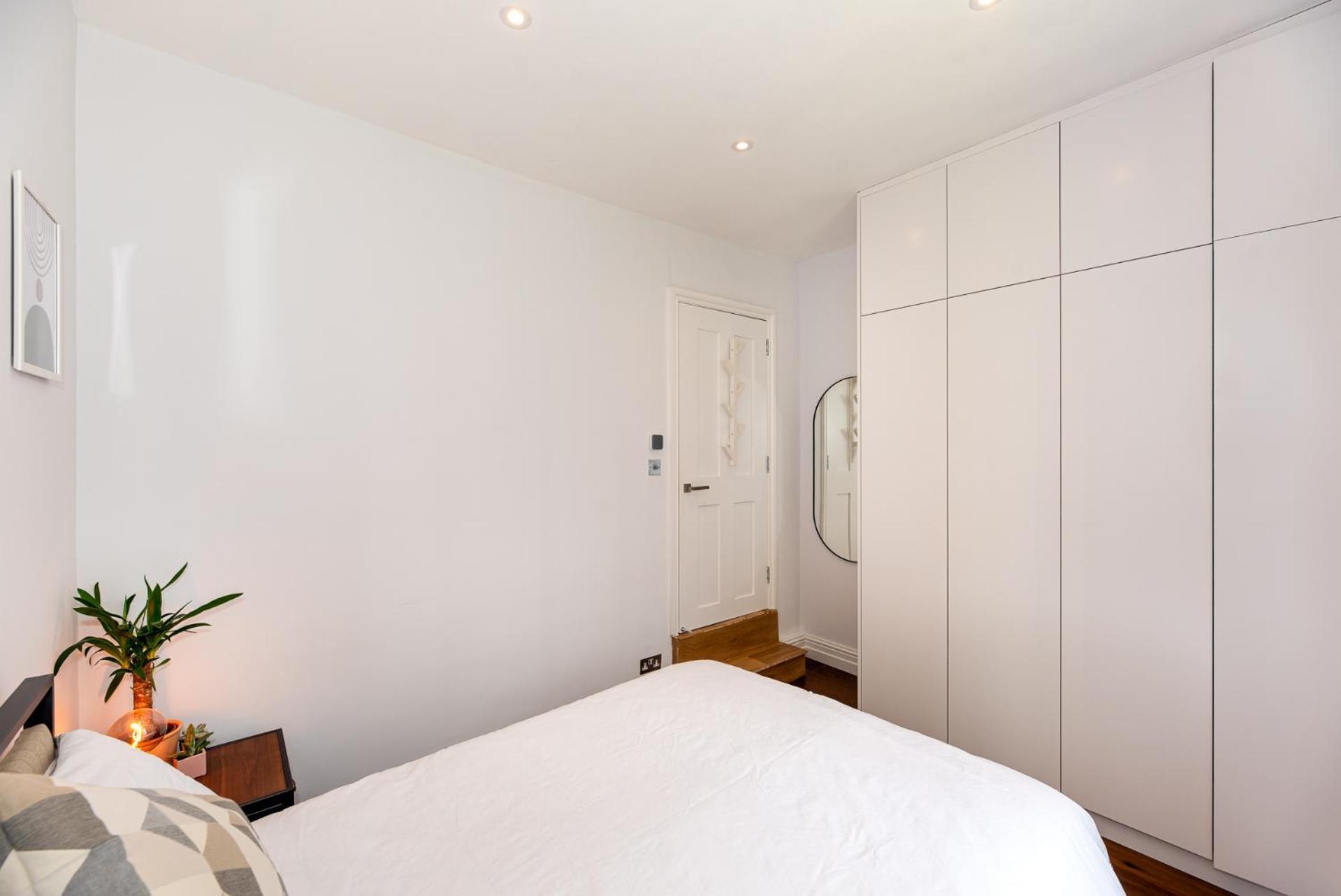 2-Bedroom Victorian Apartment In Kensington Londýn Exteriér fotografie
